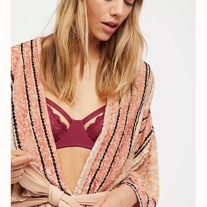 🍑Intimately Free People Natalie Velvet Burnout Robe Size XS Peach Boho